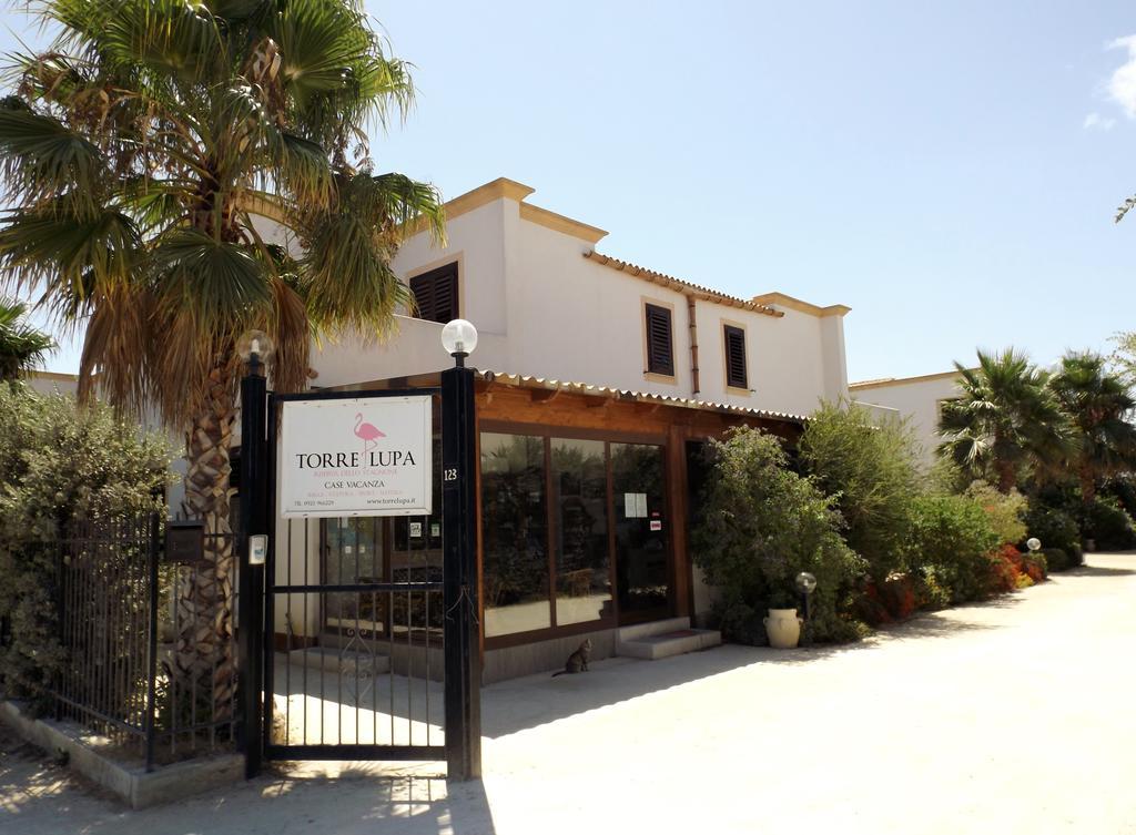 Case Vacanza Torre Lupa Marsala Kültér fotó